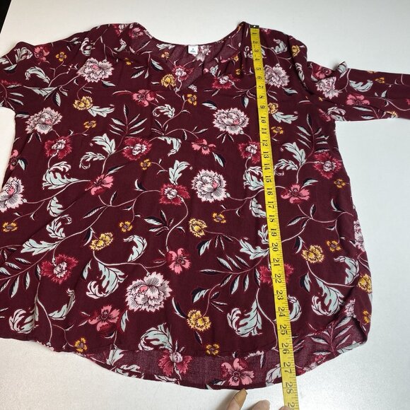 Old Navy Womens Relaxed Shirred Blouse in Burgundy Floral Boho Sz XL - Picture 8 of 9